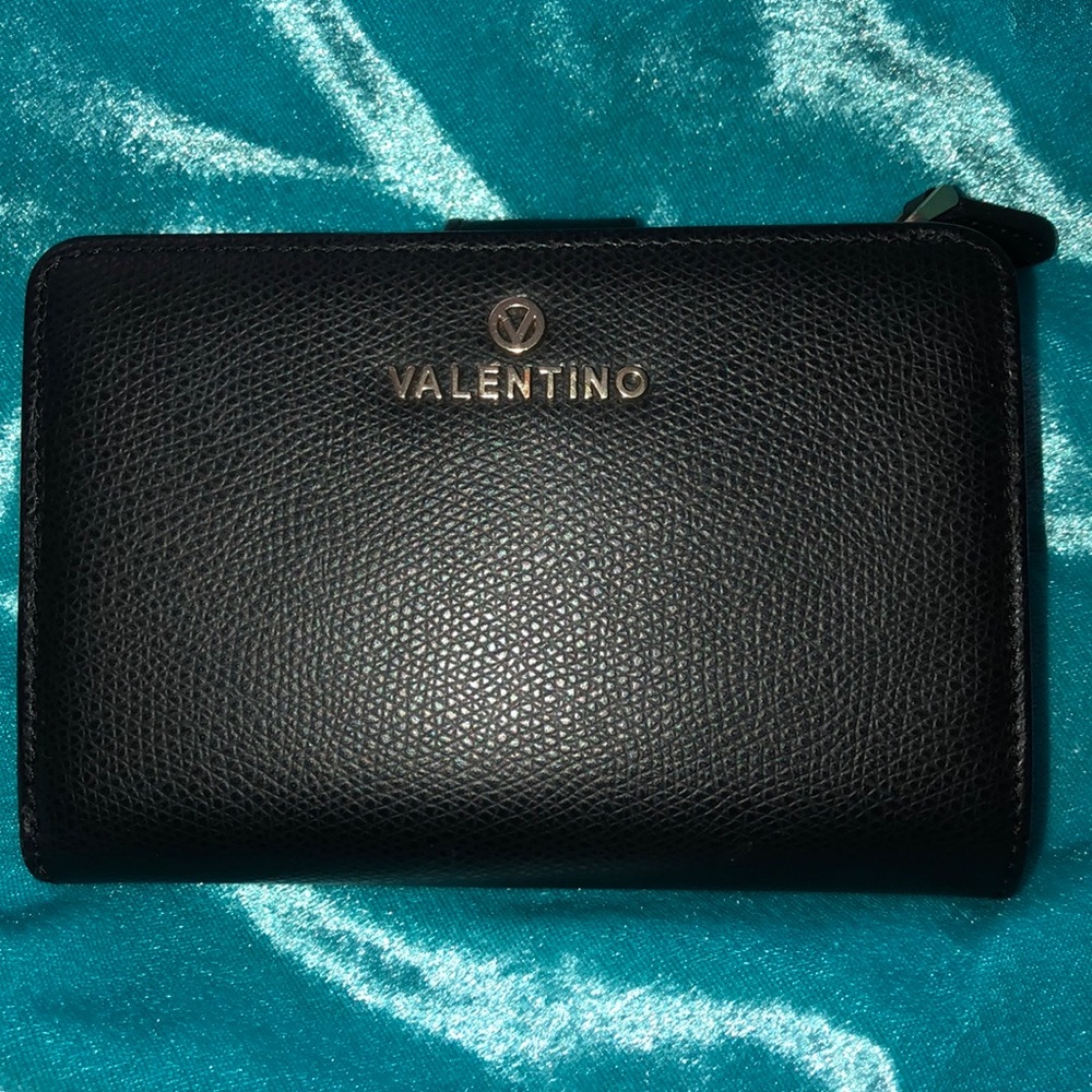 Mario Valentino wallet